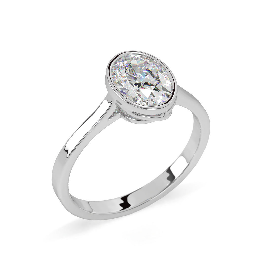 Yvonne - Bezel-set oval solitaire