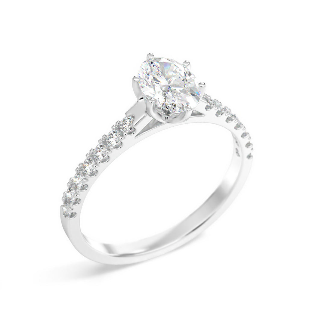 Bérénice <br> Oval Diamond Pavé Ring